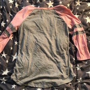 Papaya Tops - Pink Grey 3/4 Sleeve Shirt Top Papaya Tops - Pink Grey 3/4 Sleeve Shirt Top